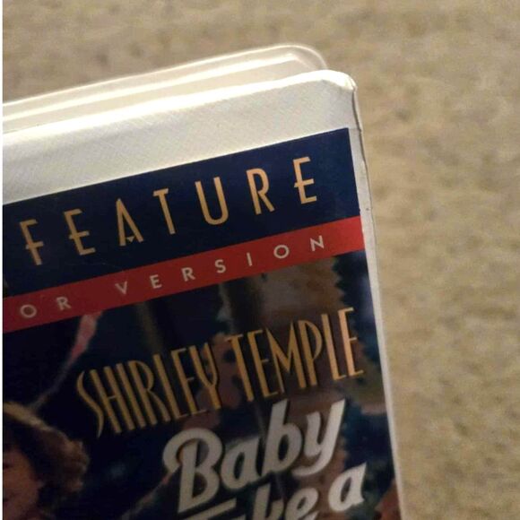 Baby Takes a Bow VHS (1934) – Shirley Temple Classic Family Film - Picture 3 of 8